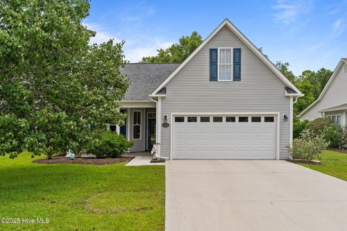 119 Azalea Dr, Hampstead, NC, 28443-8356 | Card Image