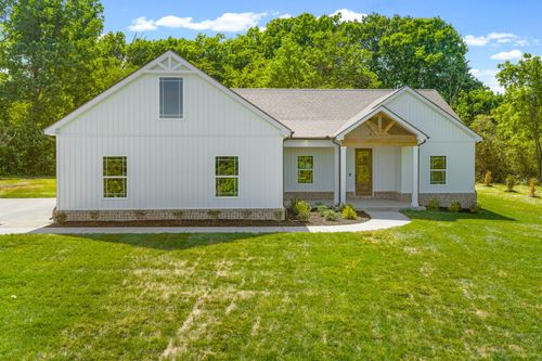 1932 River Rd, Clarksville, TN, 37040-7457 | Card Image