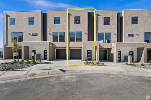 287 E Endurance Cir, Draper, UT, 84020-1677 | Card Image