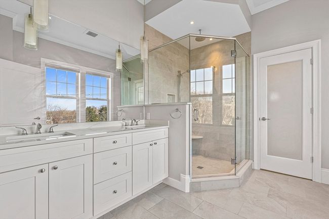 III - 846 Main St, Condo with 3 bedrooms, 3 bathrooms and null parking in Winchester MA | Image 20