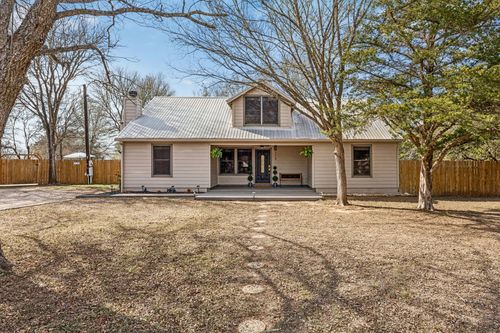 114 Upola Ct, Bastrop, TX, 78602-6220 | Card Image