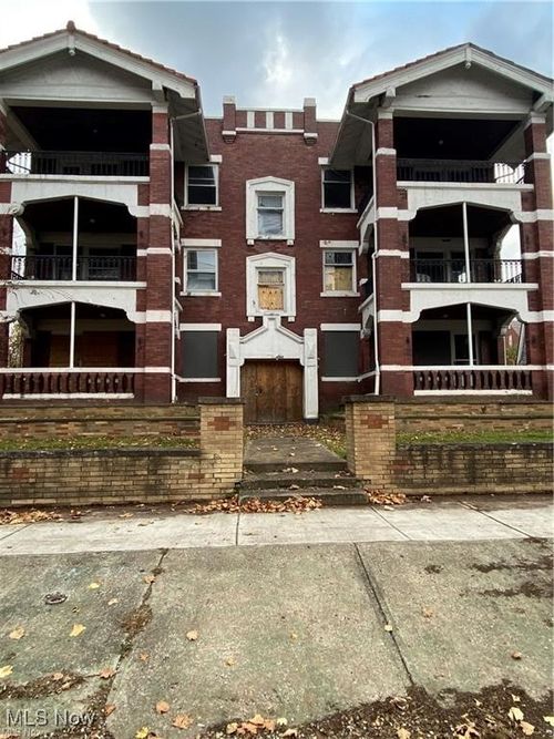 1780 E 89th St, Cleveland, OH, 44106-4812 | Card Image