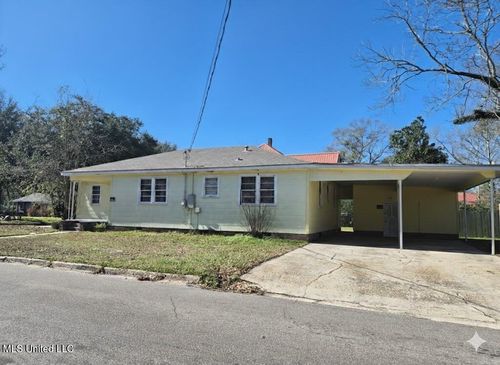 201 Mable St, Hattiesburg, MS, 39401-3721 | Card Image