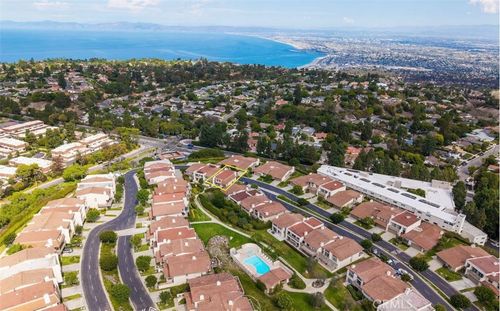 58 Hilltop Cir, Rancho Palos Verdes, CA, 90275-3426 | Card Image