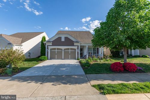 6 Whaleback Ln, FREDERICKSBURG, VA, 22406-5470 | Card Image