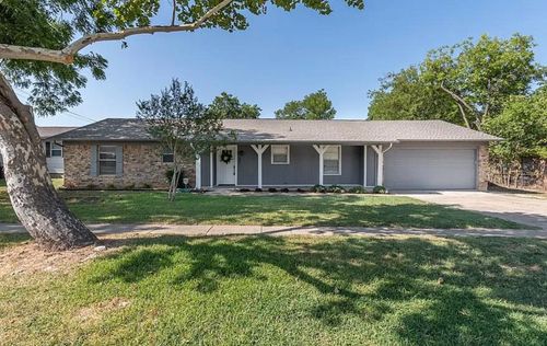 208 W 4th St, Justin, TX, 76247-5021 | Card Image