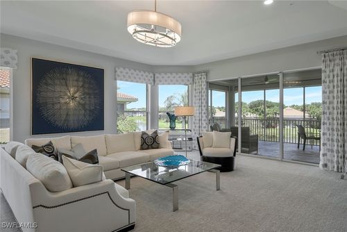 5-201-1855 Les Chateaux Blvd, NAPLES, FL, 34109-1319 | Card Image