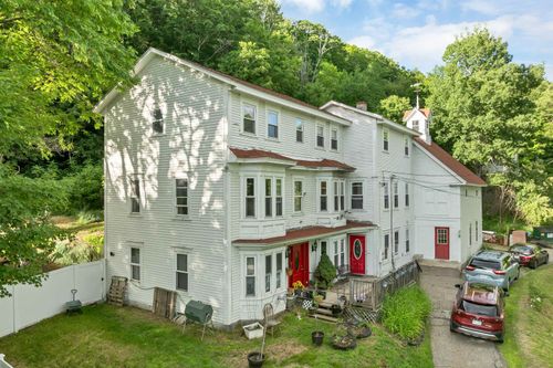 25 Cedar St, Bristol, NH, 03222-3260 | Card Image