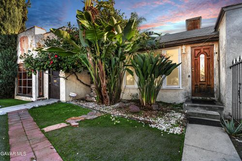 11170 Burbank Boulevard, North Hollywood, CA, 91601 | Card Image