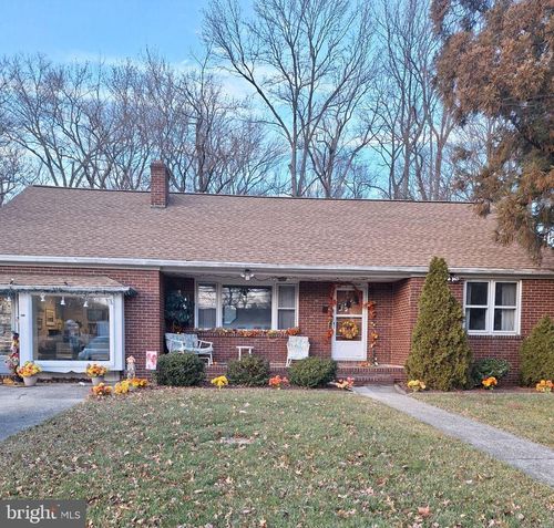 617 Elm Avenue, WOODBURY HEIGHTS, NJ, 08097 | Card Image
