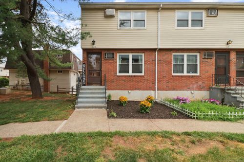 120-120 Blackstone Vlg, Meriden, CT, 06450-2403 | Card Image