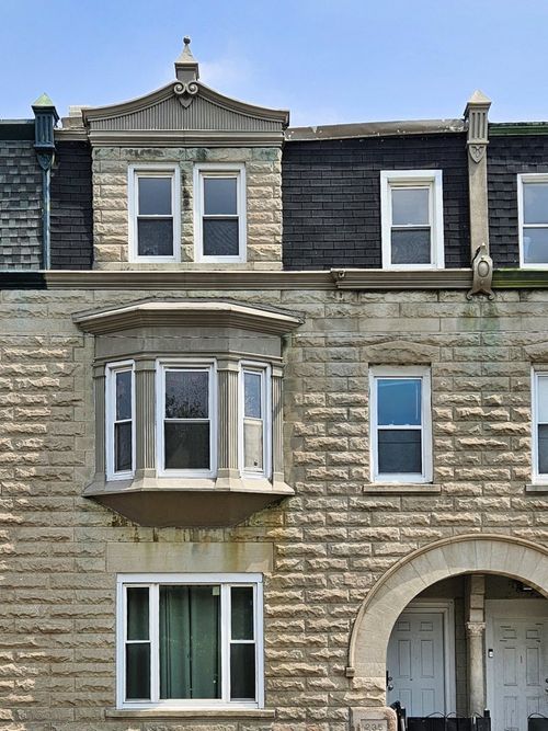 235 N Sacramento Blvd, CHICAGO, IL, 60612-1848 | Card Image