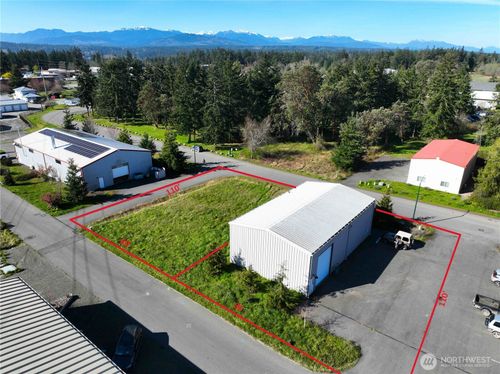 826 E Park Ave, Port Townsend, WA, 98368-2251 | Card Image