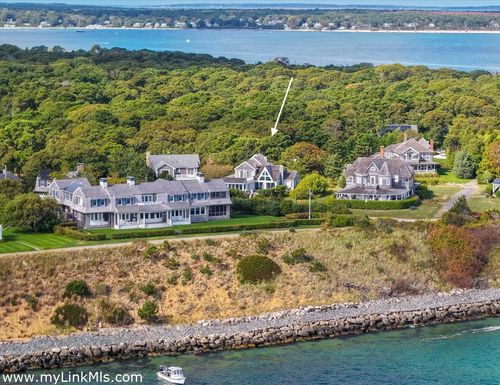 9 Weston Ave, Oak Bluffs, MA, 02557-7317 | Card Image