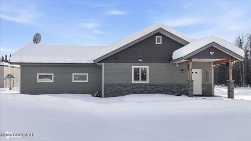 37389 S Talkeetna Spur, Talkeetna, AK, 99676-9709 | Card Image