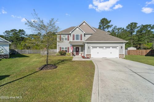 211 Imperial Ln, Jacksonville, NC, 28546-4013 | Card Image