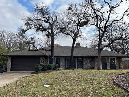 5700 Trail Crest Dr, Arlington, TX, 76017-1129 | Card Image