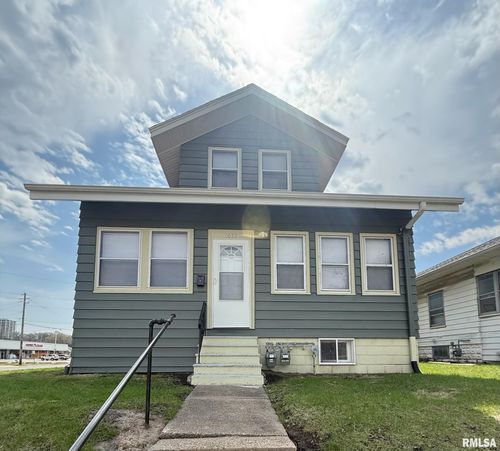 1032 16th Ave, Rock Island, IL, 61201-3480 | Card Image