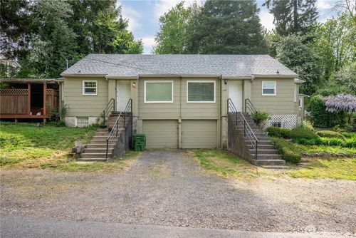 208 Ne Kirby, Castle Rock, WA, 98611 | Card Image