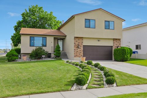 5879 W Dixie Dr, West Valley City, UT, 84128-3911 | Card Image