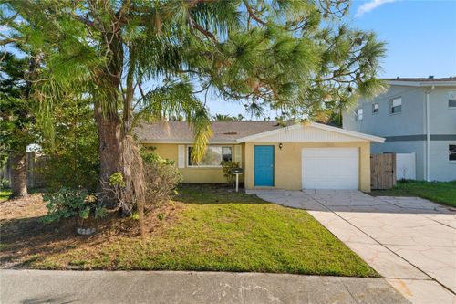 5419 Denver St Ne, ST PETERSBURG, FL, 33703-3244 | Card Image