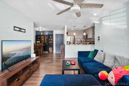 unit-109-4060 Huerfano Ave, San Diego, CA, 92117-5204 | Card Image