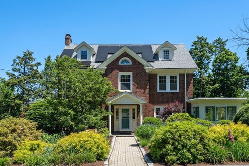 42 Fairmont St, Belmont, MA, 02478-2920 | Card Image