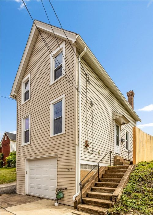 213 Highland Ave, Pitcairn, PA, 15140-1521 | Card Image
