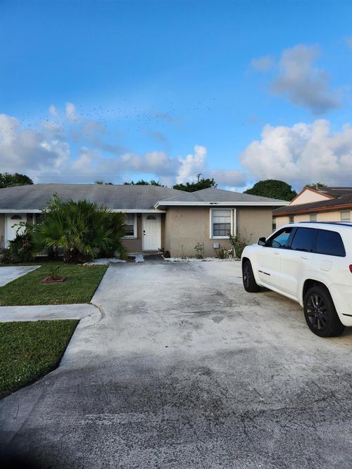 4799 Arthur St, Palm Beach Gardens, FL, 33418-5737 | Card Image