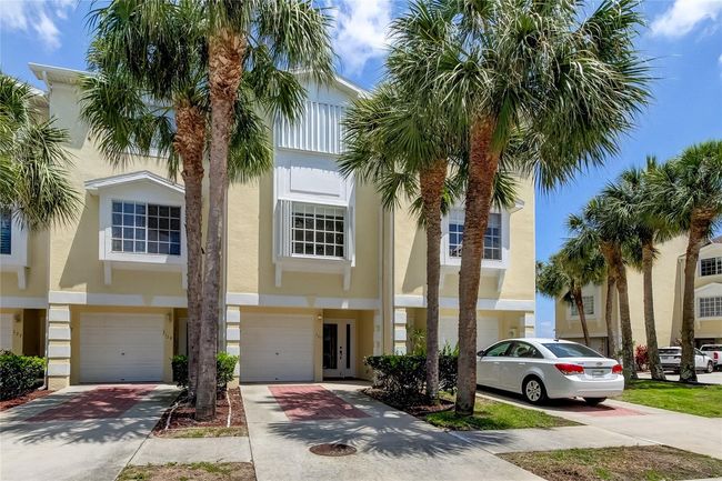 Front of Townhome | Image 5