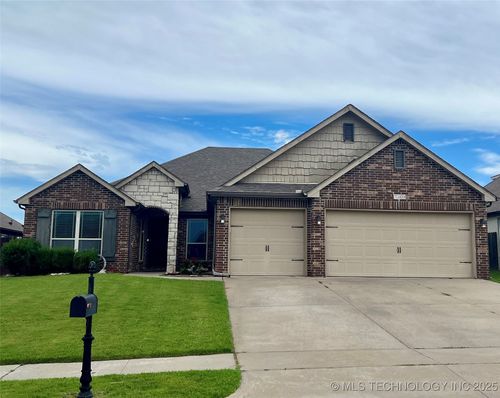 7308 Louisville St, Broken Arrow, OK, 74014-2874 | Card Image