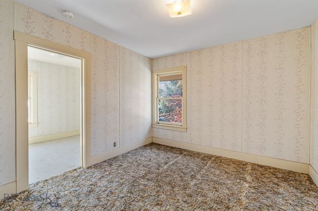 8 Division St N, House other with 8 bedrooms, 3 bathrooms and null parking in Reed Point MT | Image 18