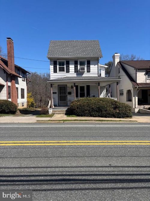 240 W Main St, NEWARK, DE, 19711-3235 | Card Image