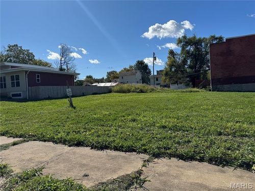 4056 Enright Ave, Saint Louis, MO, 63108-3524 | Card Image