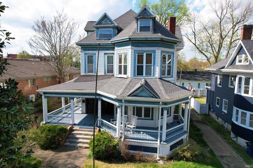 126 E 4th St, Mount Carmel, IL, 62863-2111 | Card Image