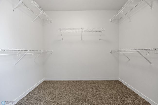 Walk-In Closet | Image 20