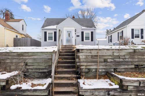 1820 33rd St, Moline, IL, 61265-4336 | Card Image