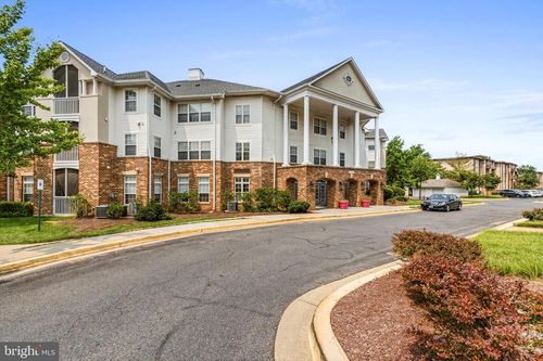 3b-6640 Lake Park Dr, GREENBELT, MD, 20770-3063 | Card Image