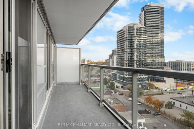 1007 - 30 Herons Hill Way, Condo with 2 bedrooms, 1 bathrooms and 1 parking in North York ON | Image 17