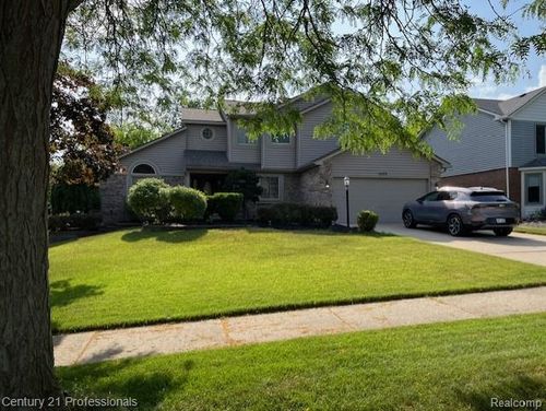 1855 Willowicke Dr, Wixom, MI, 48393-1184 | Card Image