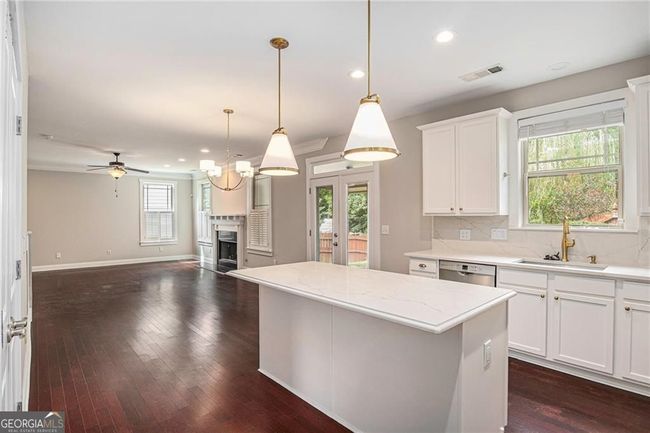 2076 Hatteras Way Nw, House other with 6 bedrooms, 4 bathrooms and 4 parking in Atlanta GA | Image 10