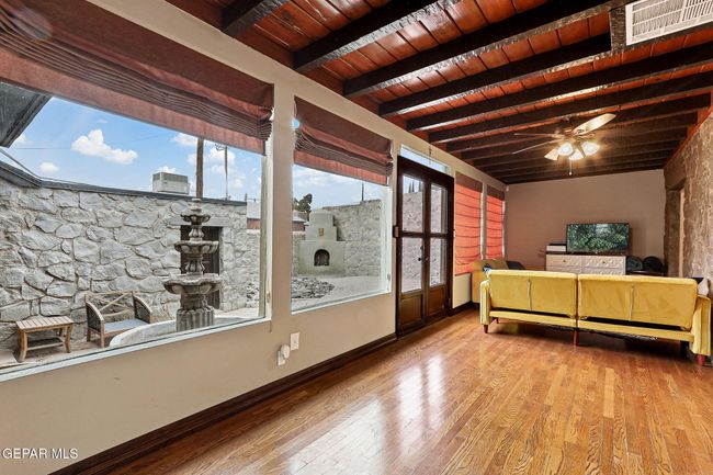 Extra Living Space | Image 20