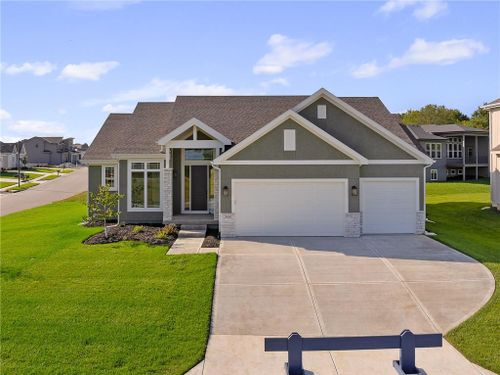 25003 W 89th Ter, Lenexa, KS, 66227-4067 | Card Image