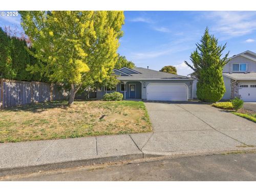 2016 N Valeri Dr, Newberg, OR, 97132 | Card Image