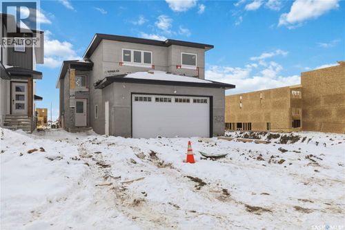 323 Taskamanwa St, Saskatoon, SK, S7V1P1 | Card Image