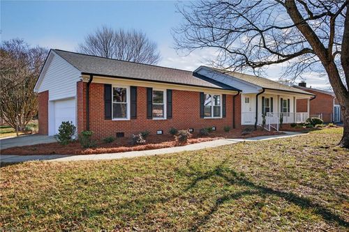 325 Log Barn Rd, Salisbury, NC, 28146-8343 | Card Image