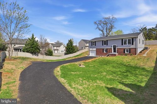 3416 Sunny View Dr, ALEXANDRIA, VA, 22309-1912 | Card Image