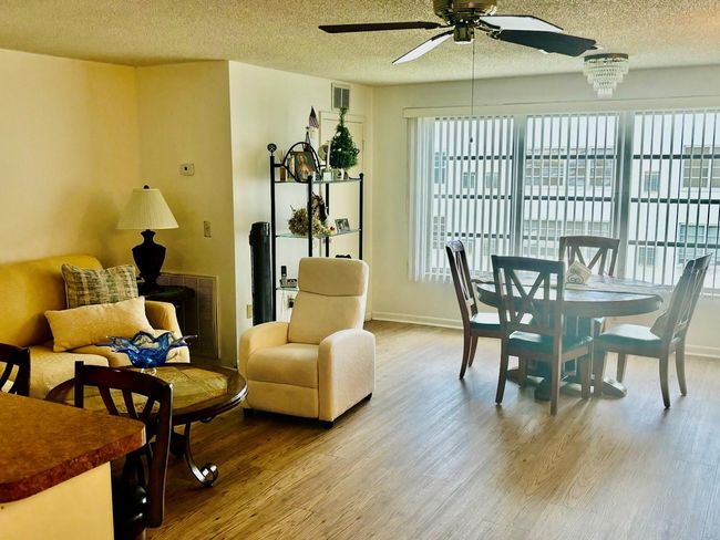 UNIT-406 - 5623 80 Th St N, Condo with 1 bedrooms, 1 bathrooms and null parking in St Petersburg FL | Image 8