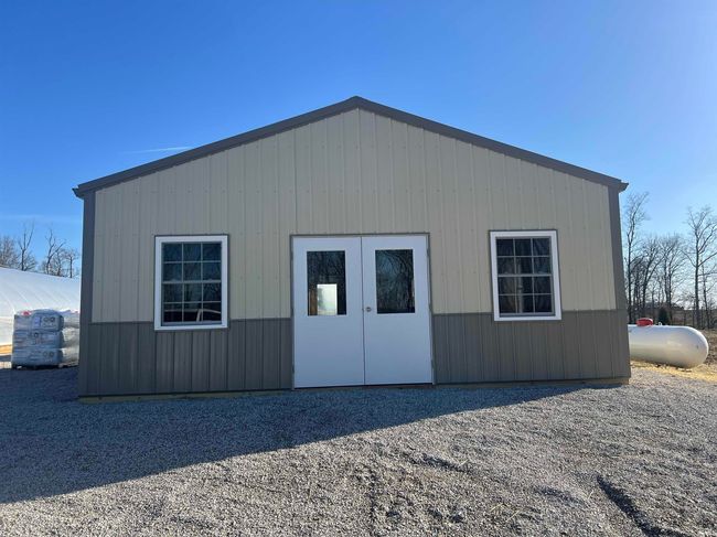 410 W Burress Rd, House other with 2 bedrooms, 2 bathrooms and null parking in Dale IN | Image 27