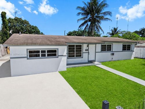 1031 Nw 202nd St, Miami Gardens, FL, 33169 | Card Image